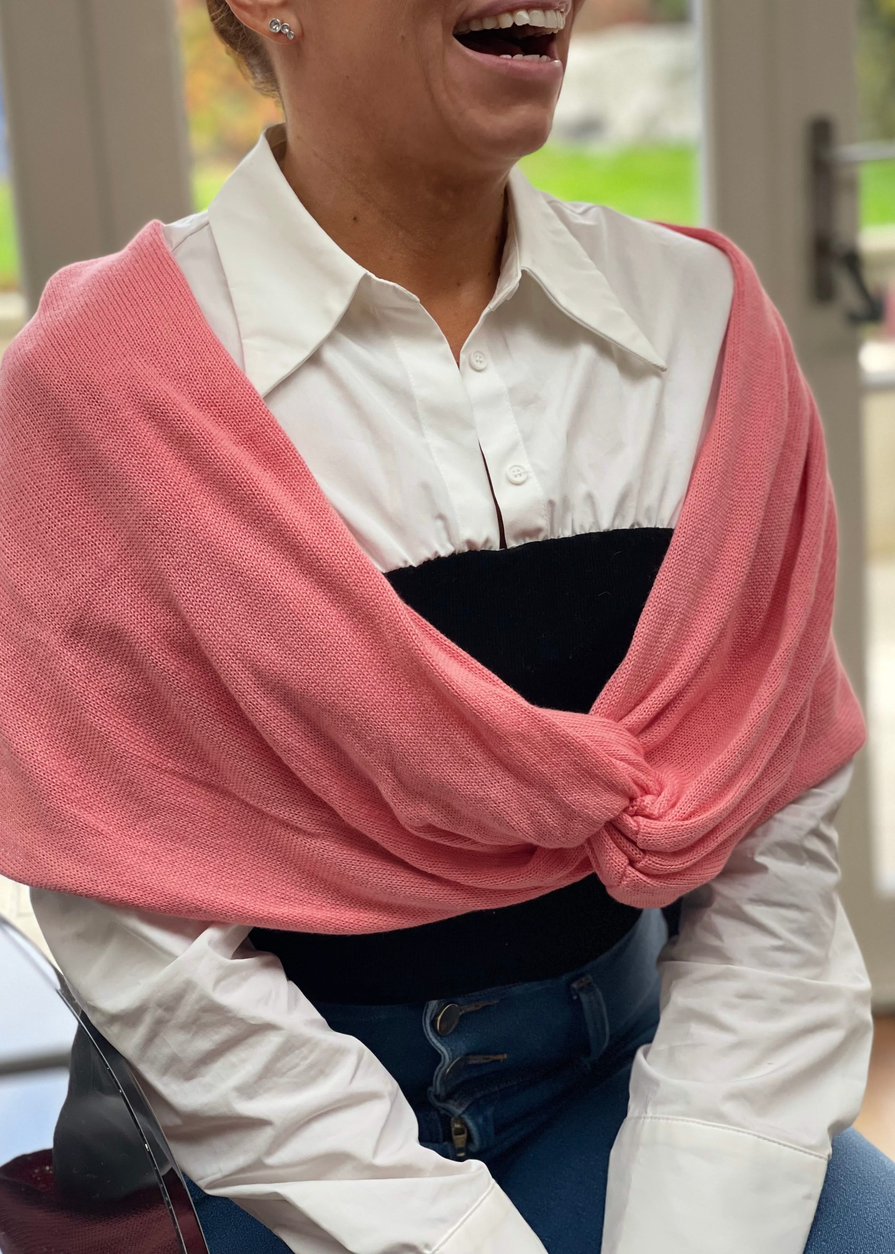 Infinity Knot Shawl - coral