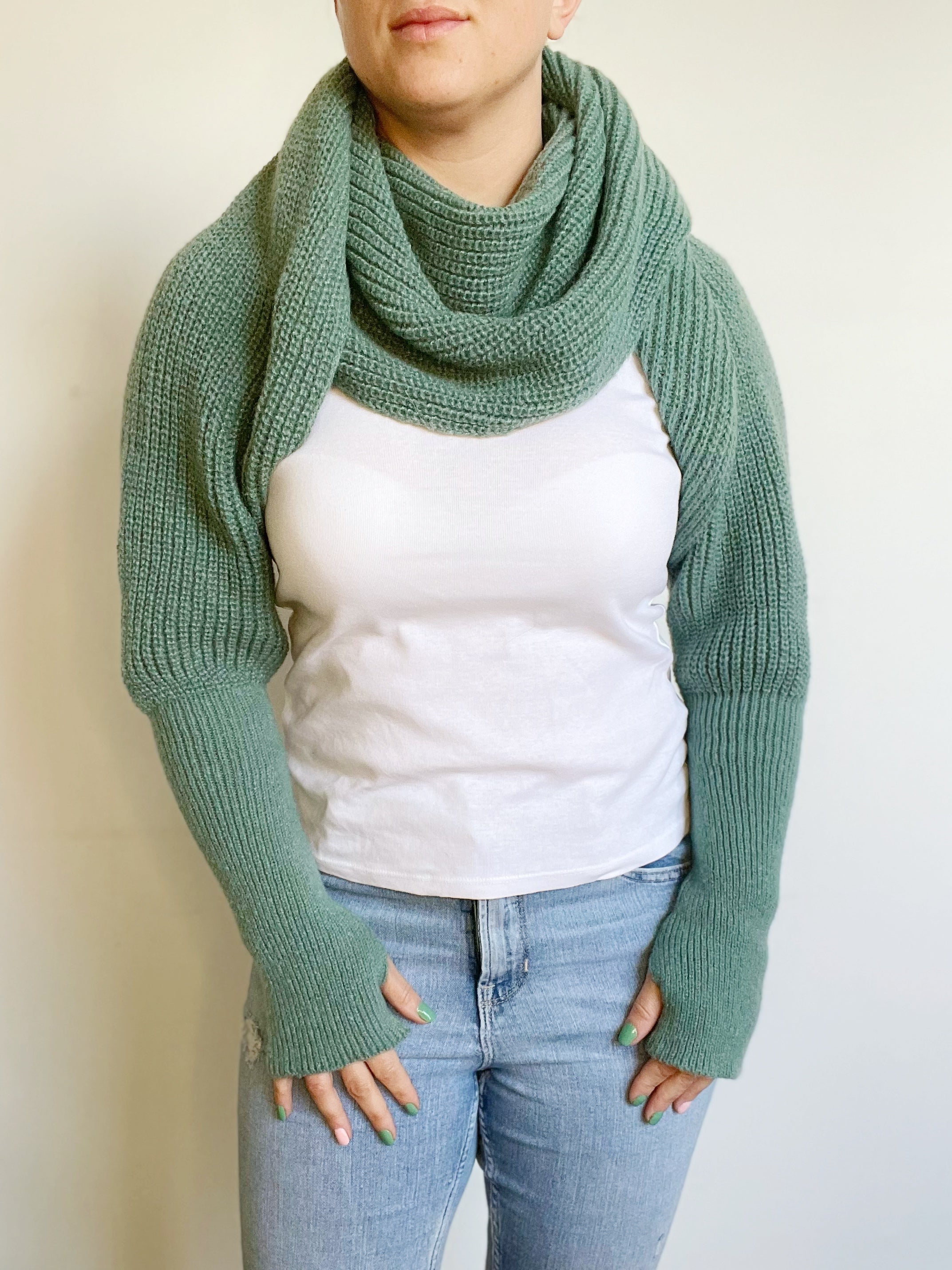Brushed scarf with thum holes - Aurora green
