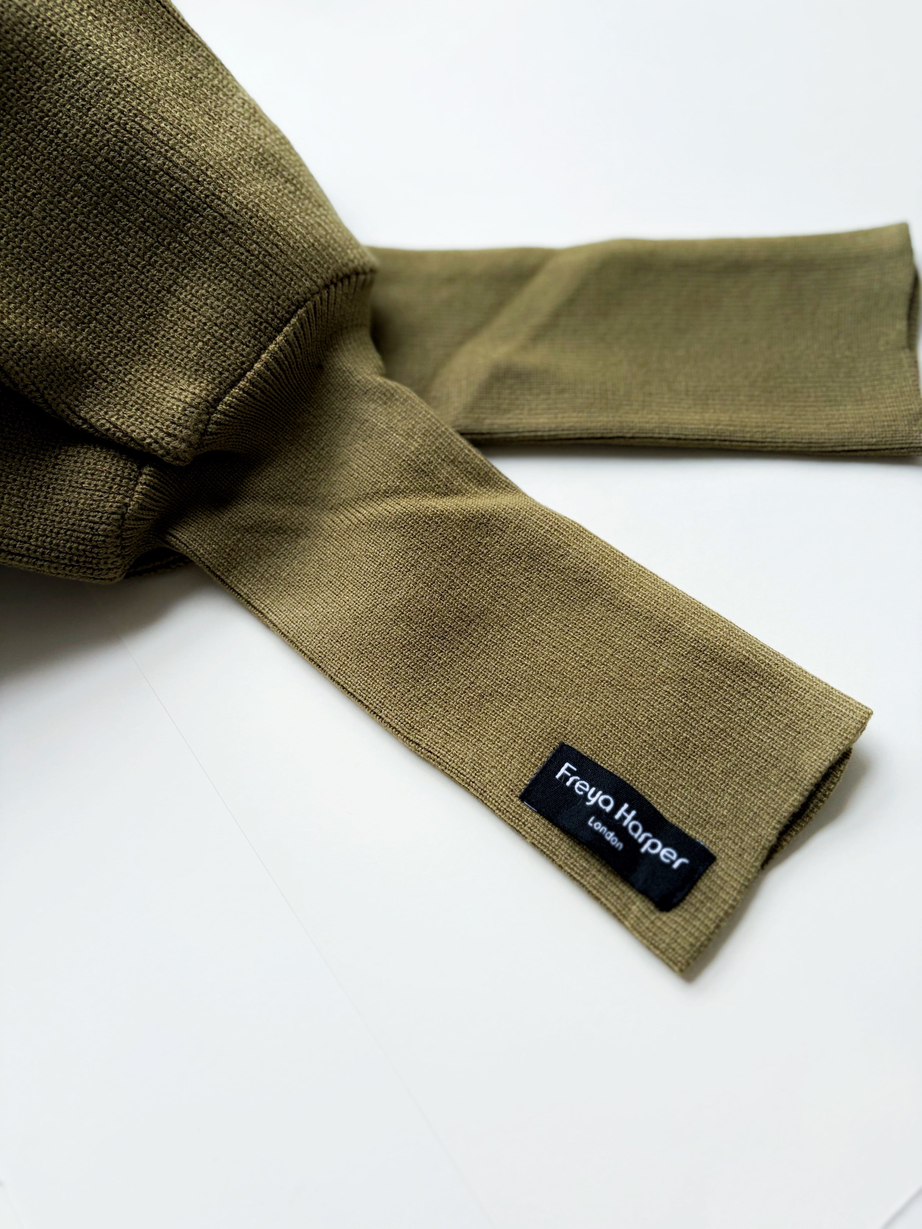 Light Radiance - Olive