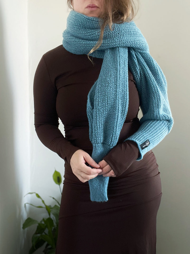 Charm - blue