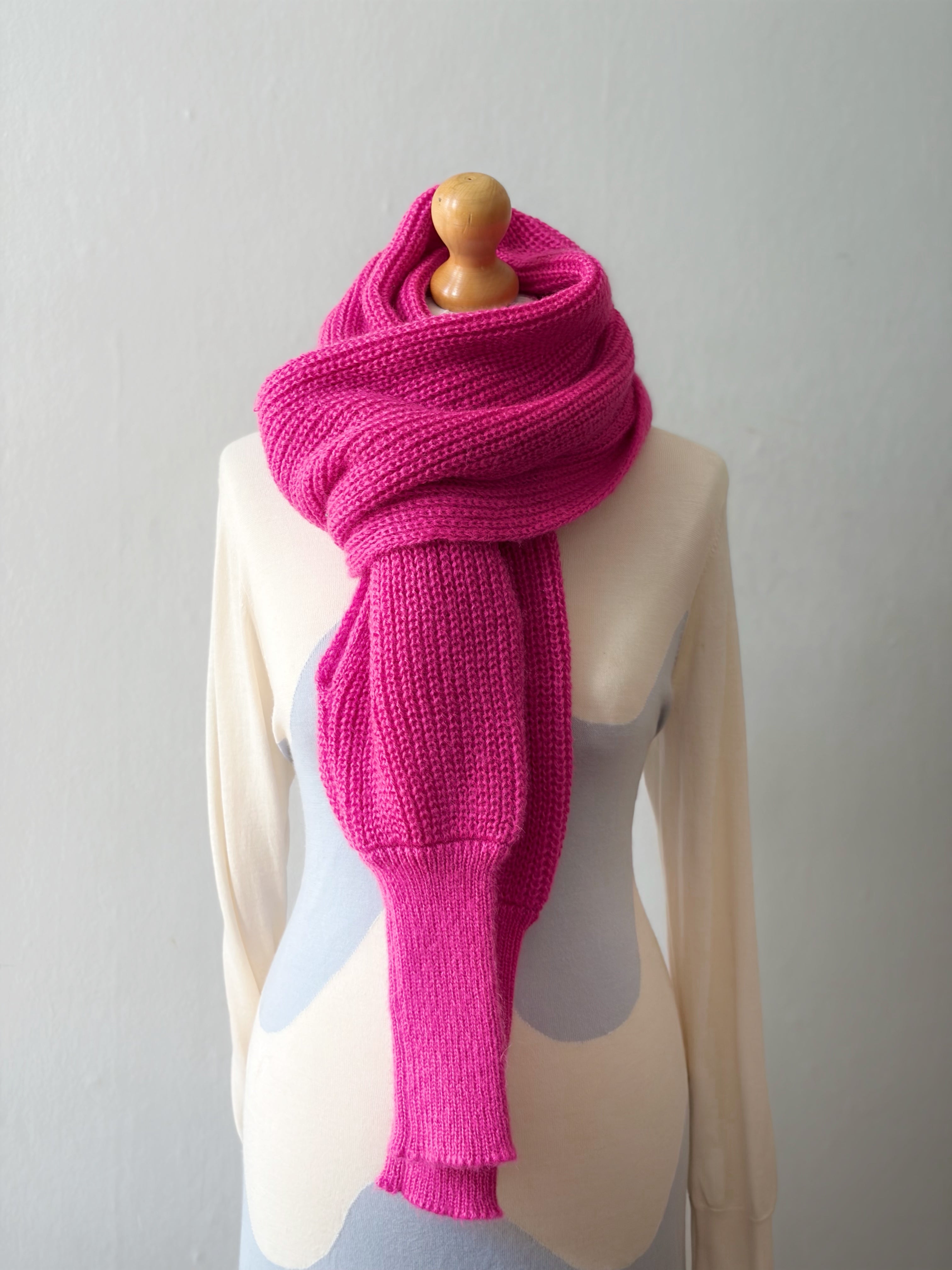 Soft brushed scarf - Hot pink
