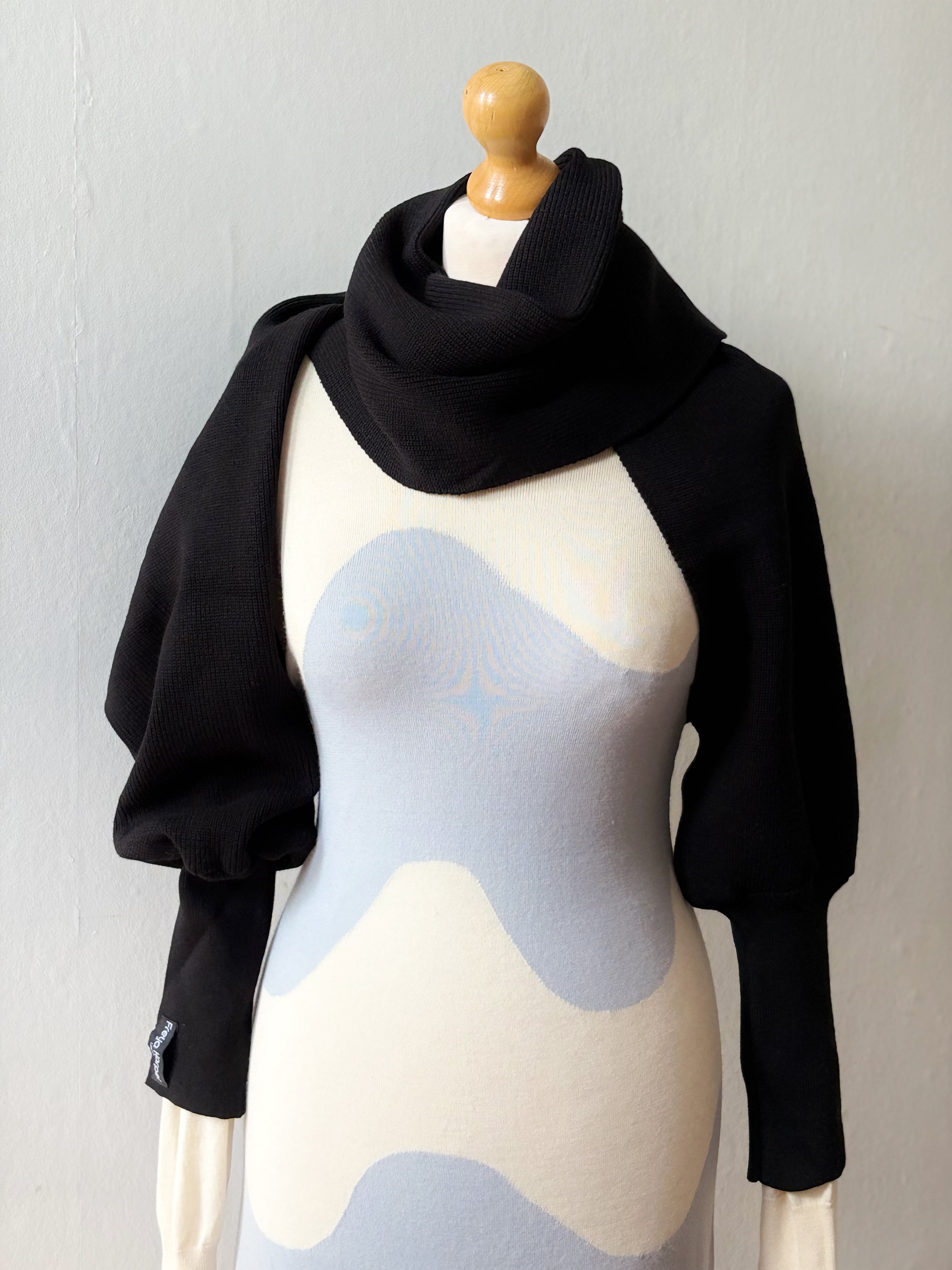 Light Radiance - Black