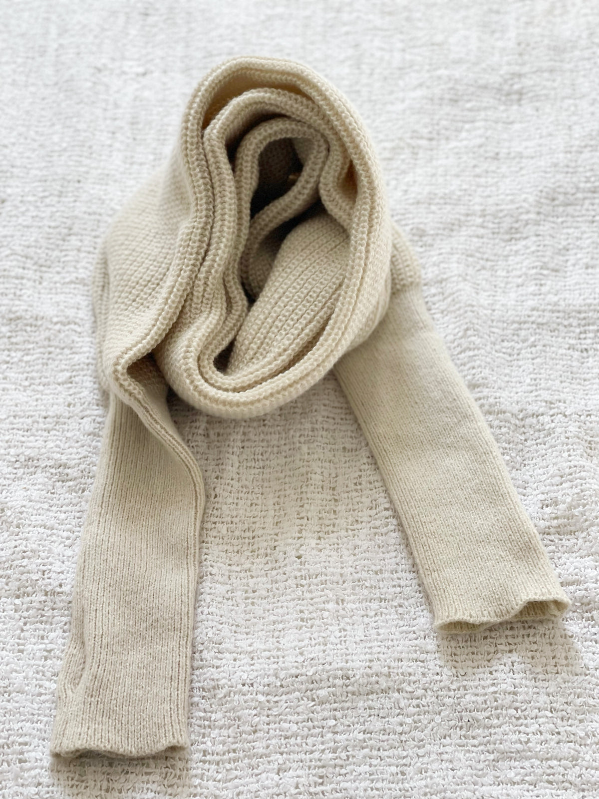 Brushed scarf with thumb holes - Ivory cream