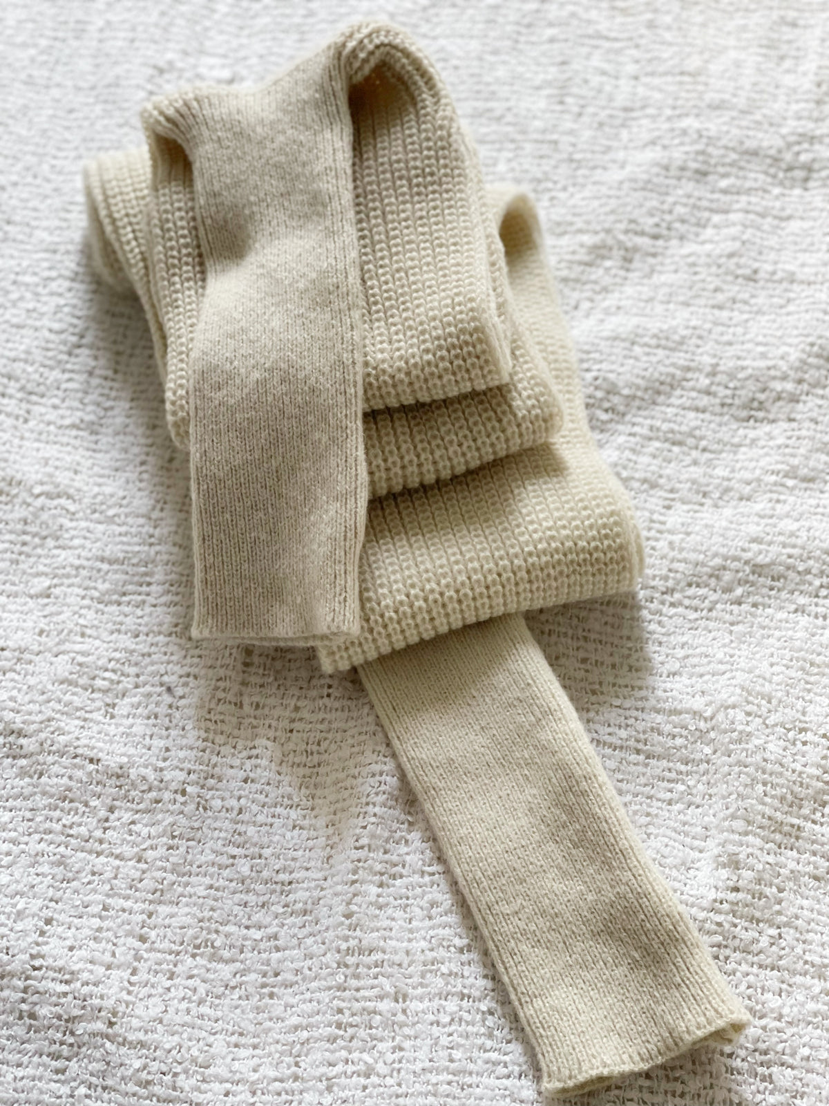 Brushed scarf with thumb holes - Ivory cream